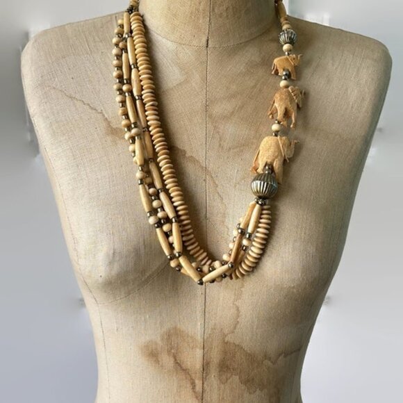 Elephant Necklace, Boho, Wood, Chunky, Trunk Up, Lucky, Vintage Necklace, Retro - Picture 2 of 5